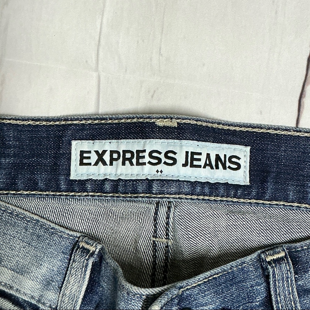 Express Men's Ripped Blue Jeans - Picture 2 of 4